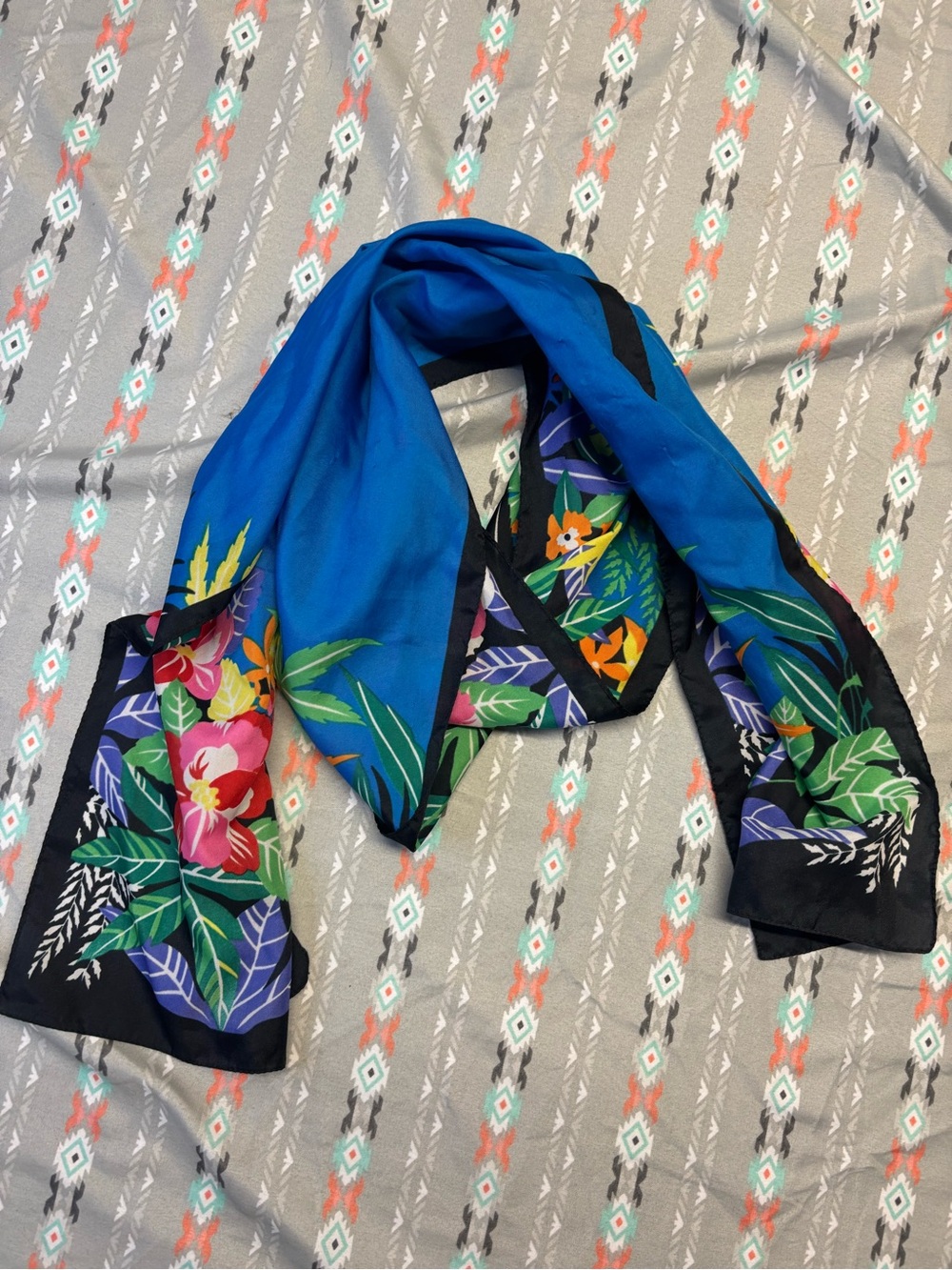 🌀Vibrant Blue Tropical Floral Satin Scarf